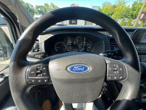 Used 2021 Ford Transit 250 Low Roof RWD image 17