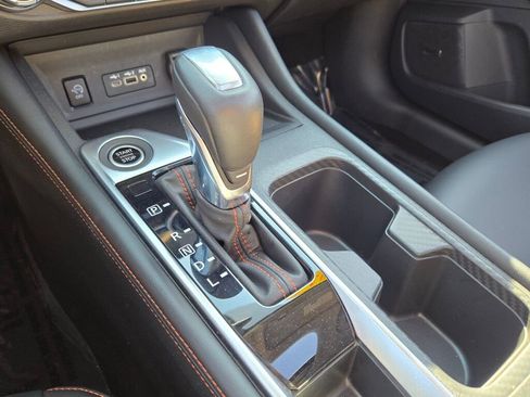 Used 2024 Nissan Sentra SR w/ SR Premium Package image 26