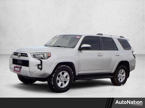 Used 2022 Toyota 4Runner SR5 image 1