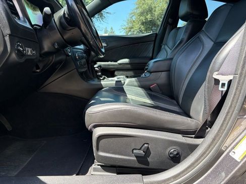 Used 2020 Dodge Charger SXT w/ Plus Group RWD image 7