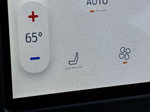 Certified 2023 Ford Edge SEL image 23