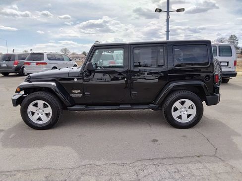 Used 2011 Jeep Wrangler Unlimited Sahara w/ Dual Top Group image 8