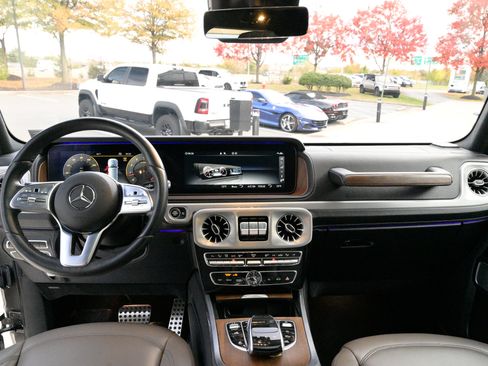 Used 2021 Mercedes-Benz G 550 image 42