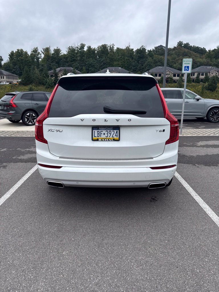 Used 2020 Volvo XC90 T6 Momentum AWD/4WD image 7