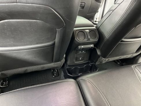 Used 2022 Jeep Wrangler Unlimited Sahara w/ Cold Weather Group image 41