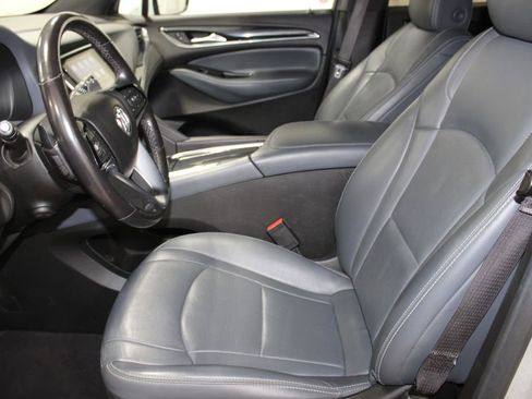 Used 2022 Buick Enclave Premium image 14