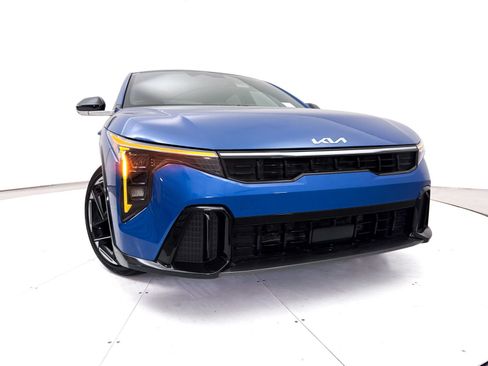 Used 2025 Kia K4 GT-Line w/ GT-Line Premium Package FWD image 8