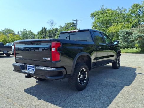 Used 2024 Chevrolet Silverado 1500 ZR2 w/ Technology Package AWD/4WD image 7