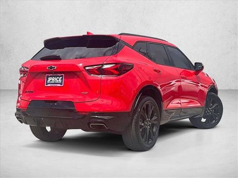 Used 2021 Chevrolet Blazer RS w/ Enhanced Convenience Package FWD image 2
