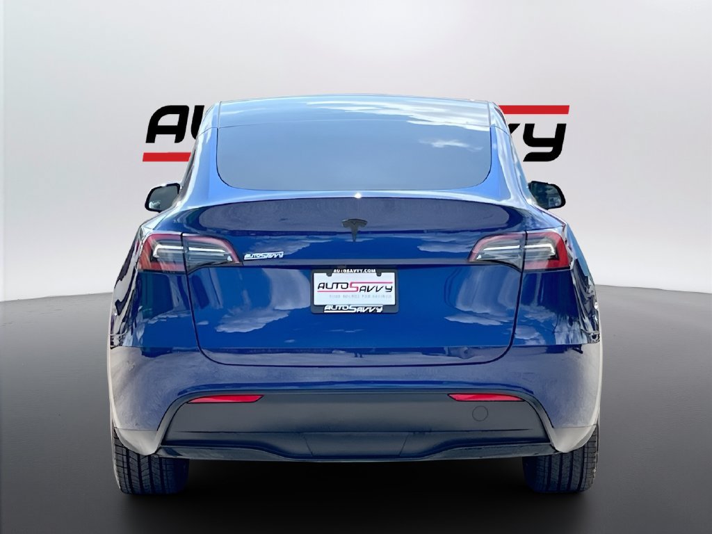 Used 2025 Tesla Model Y Long Range RWD image 6