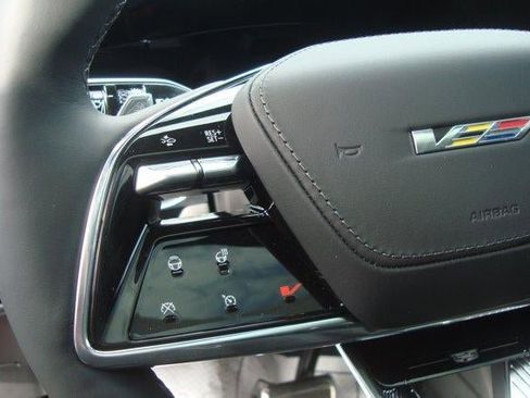 New 2026 Cadillac Lyriq V image 13