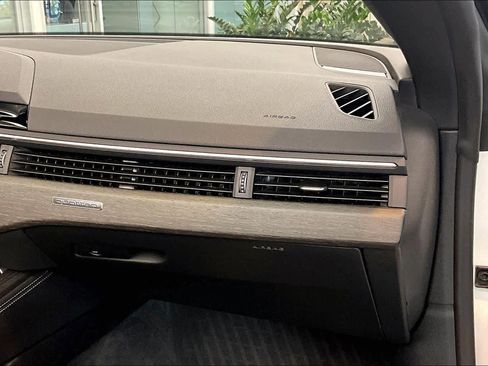 Used 2023 Audi A5 2.0T Premium Plus w/ Premium Plus image 17