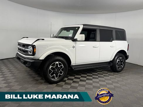 Used 2025 Ford Bronco Outer Banks AWD/4WD image 1