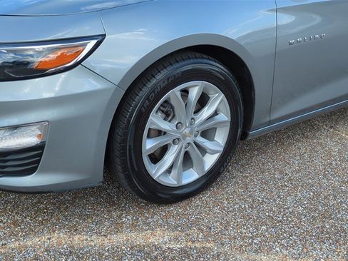 Used 2024 Chevrolet Malibu LT image 9