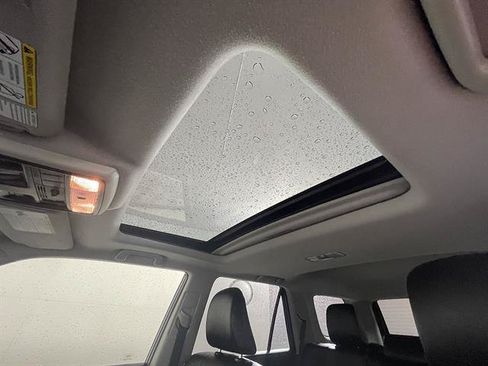 Used 2016 Toyota 4Runner Limited w/ Four Season Floor Mat Package AWD/4WD image 10