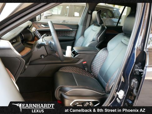 Used 2024 Jeep Grand Cherokee Summit w/ Adv Protech Group IV AWD/4WD image 2