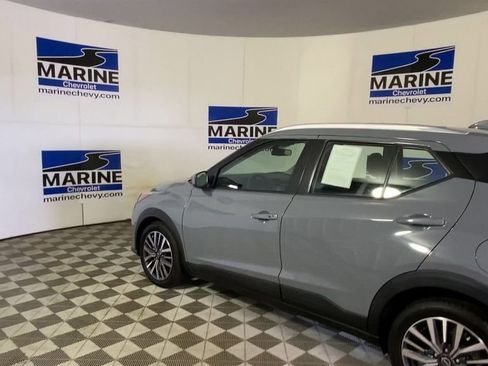 Used 2023 Nissan Kicks SV FWD image 8