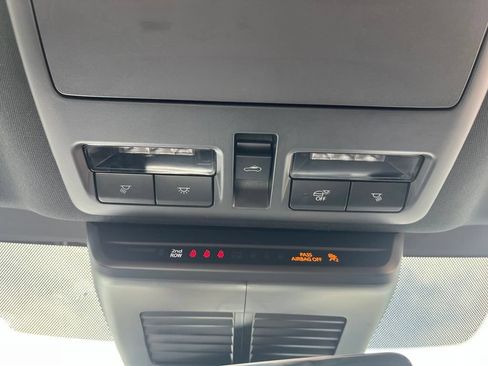 Used 2025 MAZDA CX-70 Plug-In Hybrid w/ Premium Plus AWD/4WD image 25