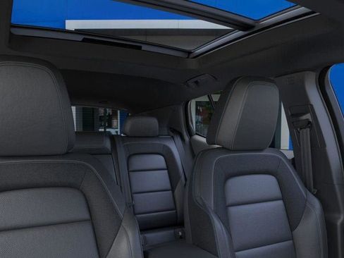 New 2026 Chevrolet Equinox EV LT image 24