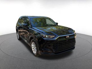 Used 2025 Toyota Grand Highlander FWD video 1