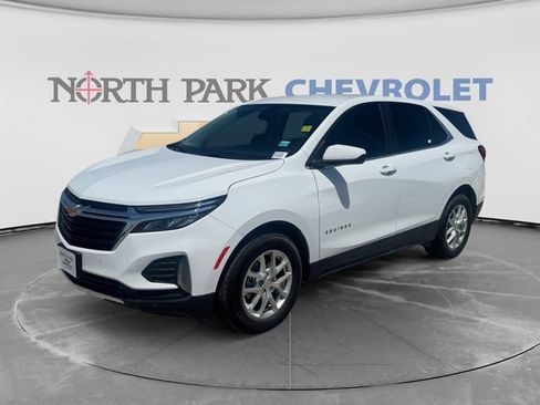 Used 2024 Chevrolet Equinox LT FWD image 7