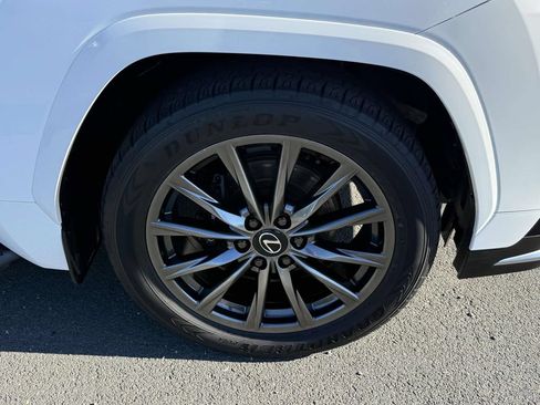 Used 2024 Lexus LX 600 F Sport AWD/4WD image 7