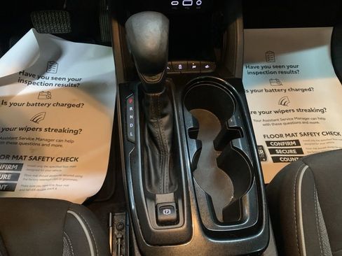 Used 2021 Chevrolet TrailBlazer LT w/ Convenience Package image 24