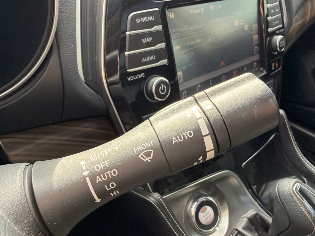 Used 2017 Nissan Maxima Platinum FWD image 32