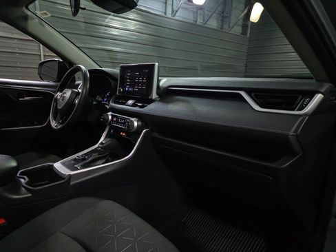 Used 2023 Toyota RAV4 XLE w/ Convenience Package image 12