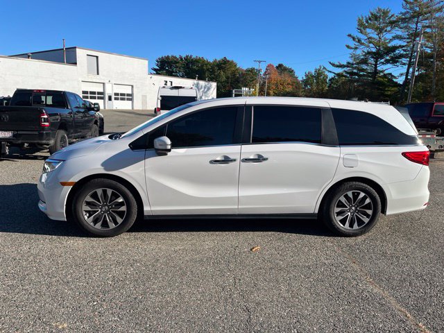 Used 2024 Honda Odyssey EX-L image 3