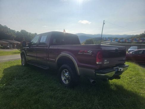 Used 2005 Ford F250 Lariat AWD/4WD image 6