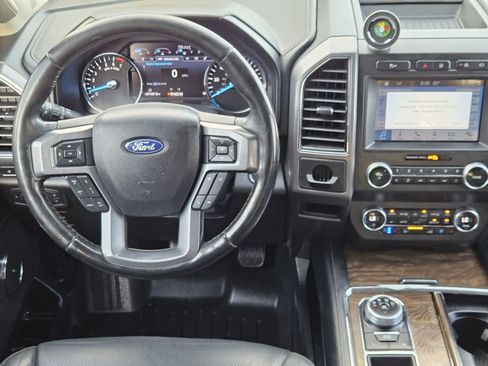 Used 2019 Ford Expedition Max Platinum RWD image 25