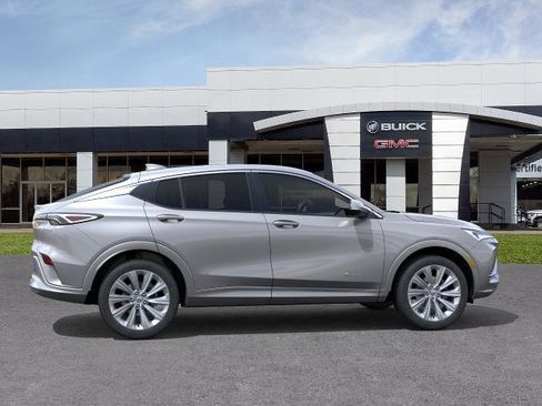 New 2026 Buick Envista Avenir FWD image 5