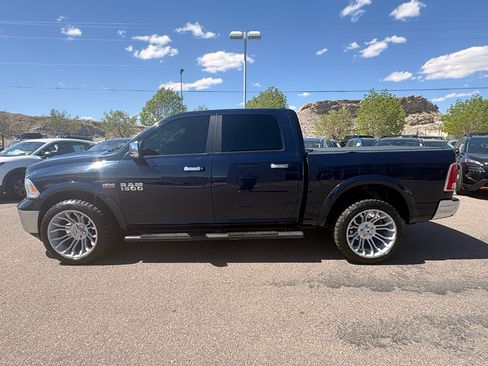 Used 2017 RAM 1500 Laramie w/ Convenience Group AWD/4WD image 2