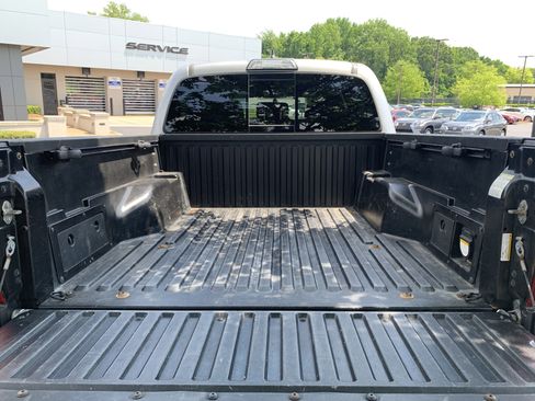 Used 2017 Toyota Tacoma TRD Sport w/ Tow Package RWD image 34