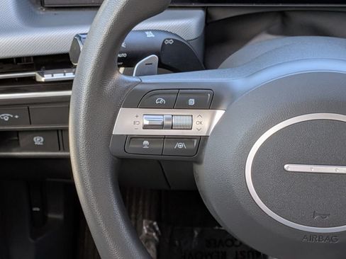 Used 2025 Hyundai Sonata SEL FWD image 17