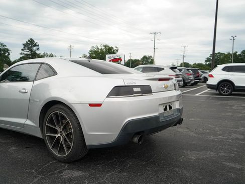 Used 2015 Chevrolet Camaro LT RWD image 20