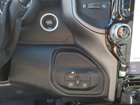 Used 2026 RAM 2500 Tradesman AWD/4WD image 22