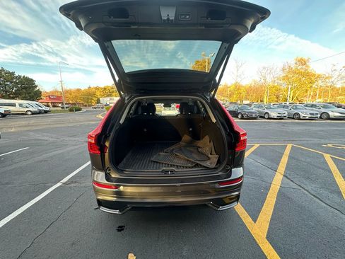 Used 2024 Volvo XC60 B5 Core image 35