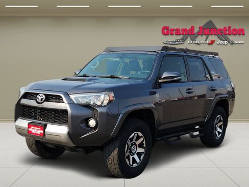 Used 2019 Toyota 4Runner TRD Off-Road Premium AWD/4WD image 3