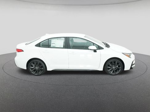New 2026 Toyota Corolla SE image 11