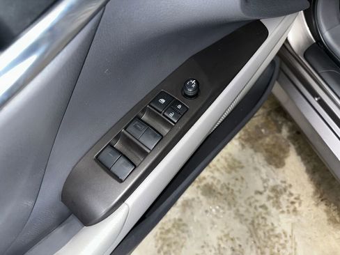 Used 2023 Toyota Camry LE image 8