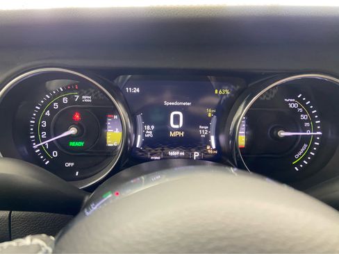 Used 2023 Jeep Wrangler Sahara w/ Cold Weather Group AWD/4WD image 24