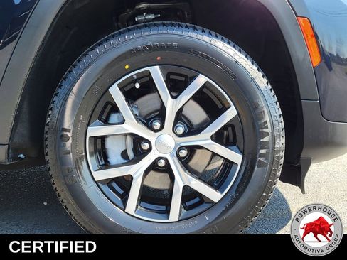 Used 2024 Jeep Grand Cherokee Limited image 10