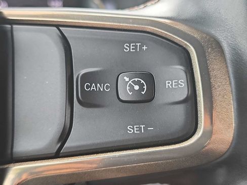 Used 2023 RAM 1500 Limited w/ Off Road Group AWD/4WD image 29
