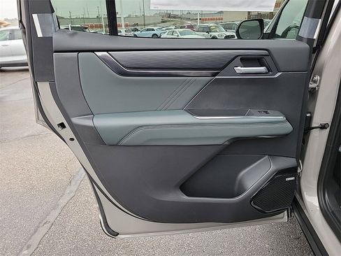 New 2026 GMC Acadia AT4 w/ Luxury Package image 14