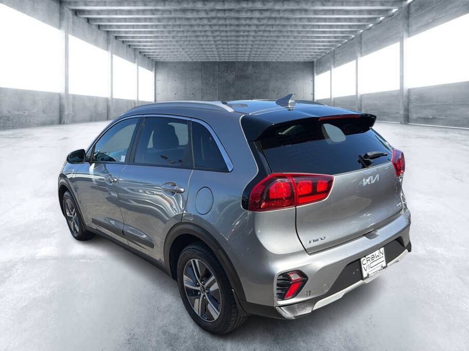 Used 2022 Kia Niro LXS FWD image 4