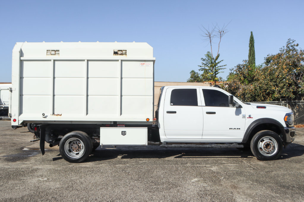 Used 2020 RAM 5500 Tradesman w/ Chrome Appearance Group AWD/4WD image 11