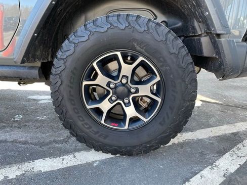 Used 2021 Jeep Wrangler Rubicon AWD/4WD image 28