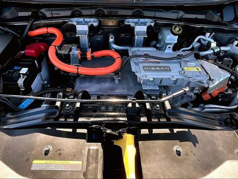 Used 2023 Nissan Ariya FWD image 31